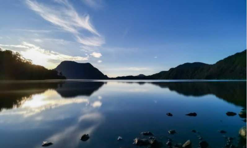 Danau Gunung Tujuh, Keindahan Danau Tertinggi Di Asia Tenggara