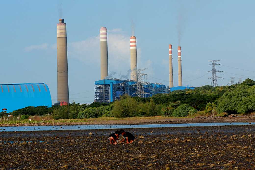 Regulasi Baru KLHK, Paksa PLN Ganti Pengendali Emisi